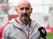expreparador físico Sevilla despedido Flamengo golpear jugador equipo