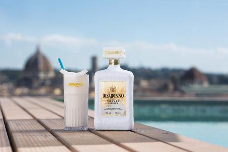 Disaronno Velvet Batida, el cóctel con crema de licor a baja gradación que triunfa en las playas de Italia Disaronno Velvet Batida, el cóctel con crema de licor a baja gradación que triunfa en las playas de Italia