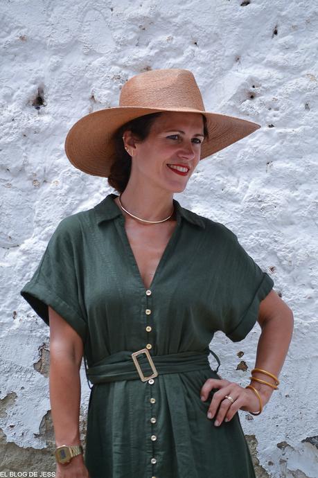 GREEN DRESS