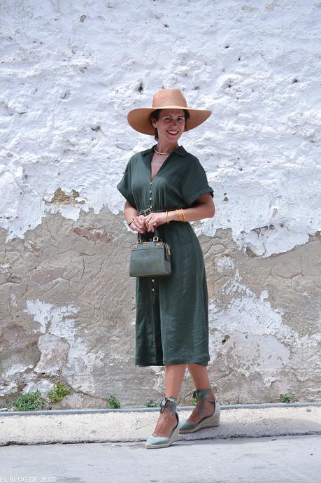 GREEN DRESS