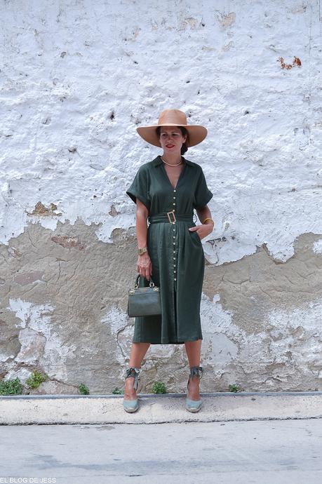 GREEN DRESS
