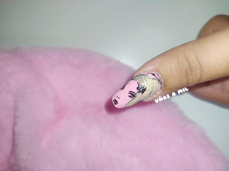 Diseño de uñas Barbie