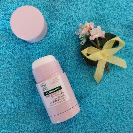 Probando la mascarilla de peonía formato stick de Klorane
