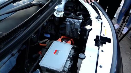 Presentan nuevas patrullas ecológicas y motocicletas élite para la Policía Municipal