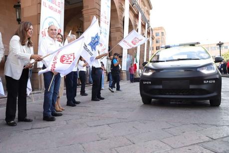Presentan nuevas patrullas ecológicas y motocicletas élite para la Policía Municipal