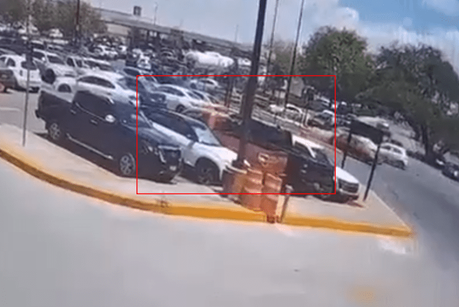 (video) Tres hombres armados roban una camioneta en San Luis Potosí