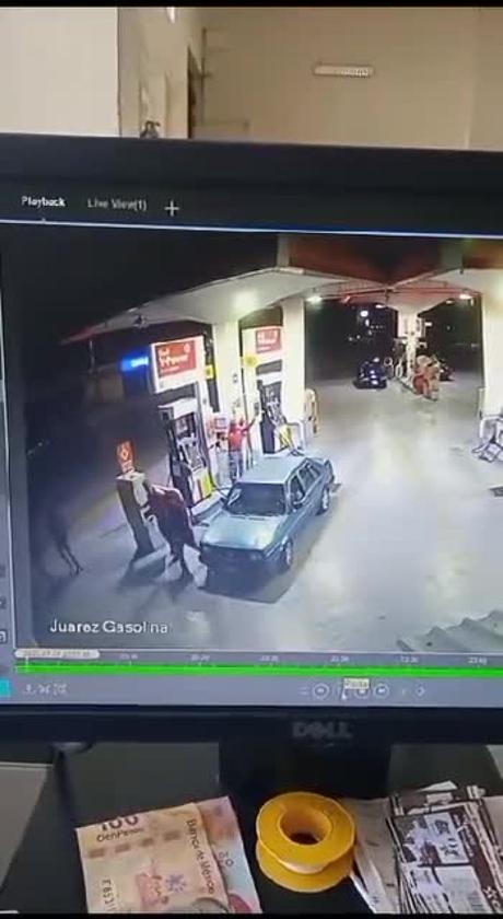 (video)Asalto a mano armada en gasolinera de la avenida Juárez: cuatro sospechosos a la fuga