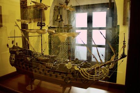 El Museo Naval de Sevilla (6): Maquetas y objetos náuticos.