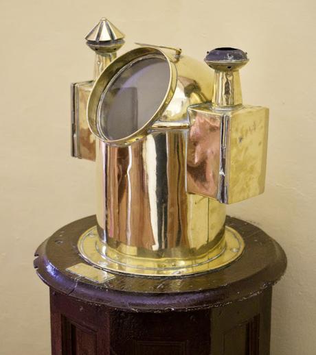 El Museo Naval de Sevilla (6): Maquetas y objetos náuticos.