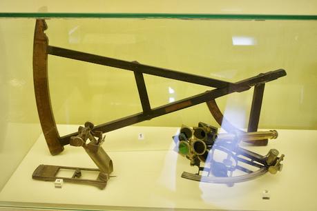 El Museo Naval de Sevilla (6): Maquetas y objetos náuticos.