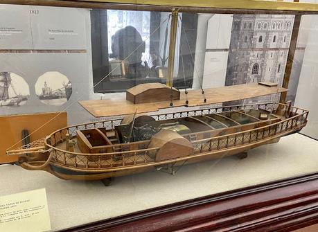 El Museo Naval de Sevilla (6): Maquetas y objetos náuticos.