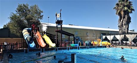 Visitando La Piscina Parque Oeste (Valencia)
