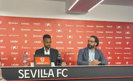 La 'carpeta' de Sergio Ramos esta cerrada en el Sevilla