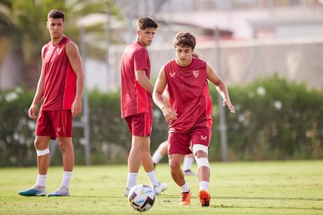 El Sevilla Atlético continua la pretemporada sin fichajes en la plantilla