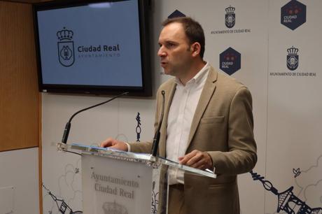 UGT pide a Educación reconsiderar la puntuación en la bolsa de empleo de las especialidades de FP UGT pide a Educación reconsiderar la puntuación en la bolsa de empleo de las especialidades de FP