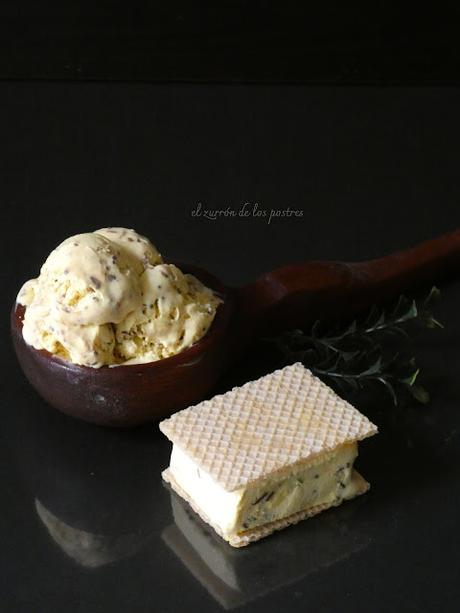 Helado de Manga con Fideos de Chocolate