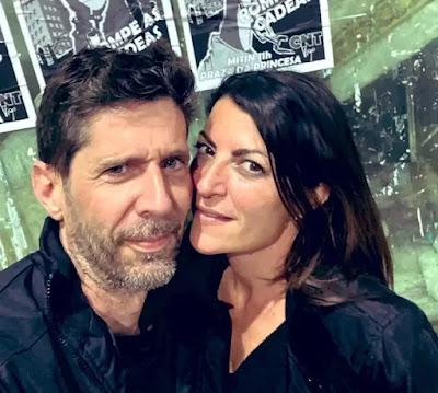 El PP y Vox, en contra de las entidades que defienden el catalán… Y Macarena y David, noviazgo con ideologías opuestas.