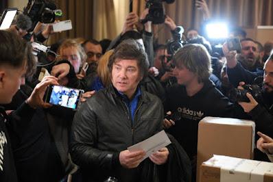 “No lo llame loco, pibe, llámelo libertad”.