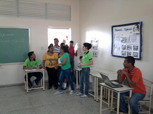 La Canaimitas.. llegaron a Tinaquillo Entrega E.B.B José Antonio Anzoategui