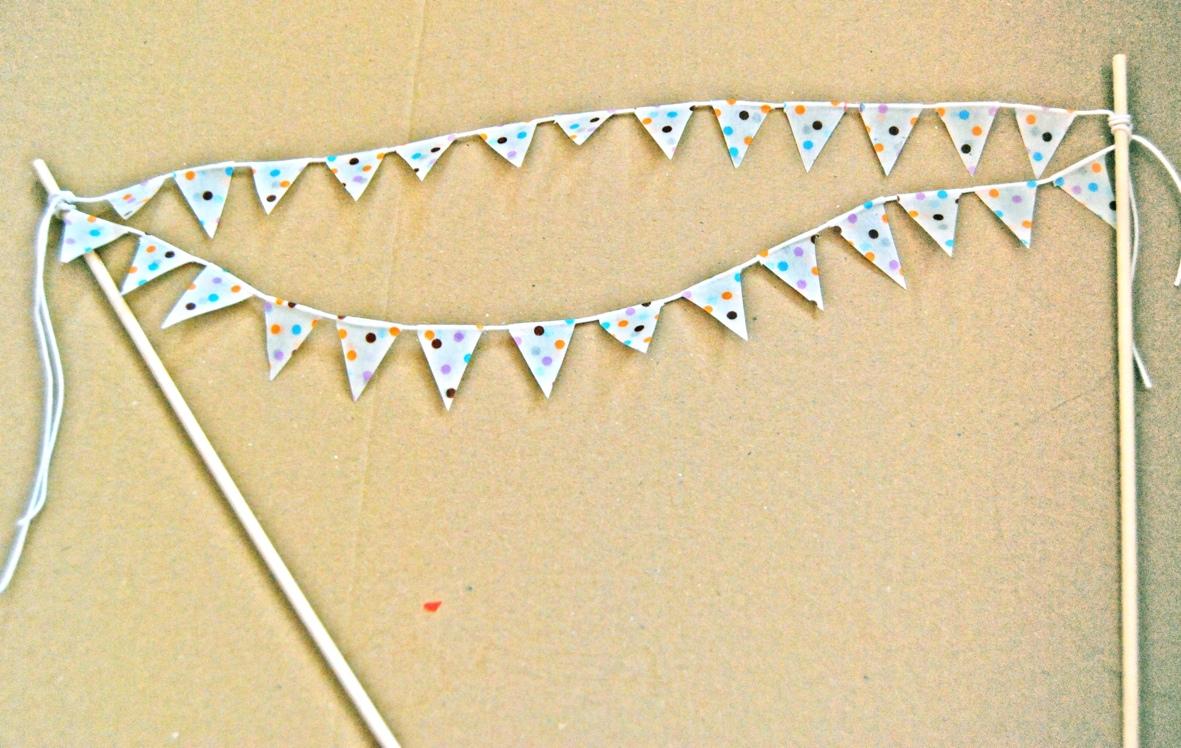 DIY. Washi tape cake topper