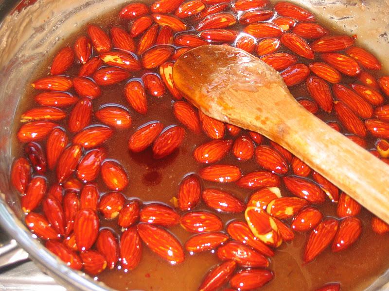 Garrapiñadas de almendras (o maní o cacahuete)