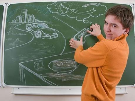 Creativos fotomontages en anuario escolar ruso Creativos fotomontages en anuario escolar ruso