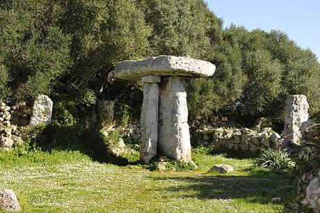 DE LA PREHISTORIA MENORQUINA