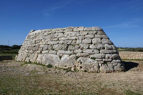 DE LA PREHISTORIA MENORQUINA