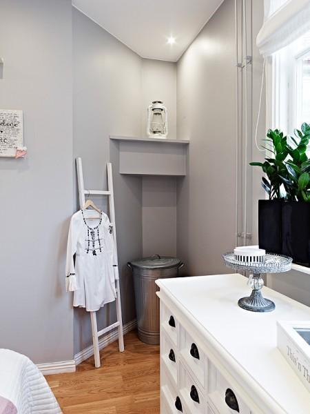 tratamiento para paredes paredes lisas papel de pared papel de flores muebles de ikea estuco estucado estilo nórdico dormitorios femeninos diseño de interiores decoración femenina decoración espacios pequeños decoración escandinava decoración de interiores decoración de espacios pequeños cocinas de ikea cocinas blancas blender batidora kitchen aid 