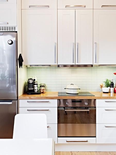 tratamiento para paredes paredes lisas papel de pared papel de flores muebles de ikea estuco estucado estilo nórdico dormitorios femeninos diseño de interiores decoración femenina decoración espacios pequeños decoración escandinava decoración de interiores decoración de espacios pequeños cocinas de ikea cocinas blancas blender batidora kitchen aid 