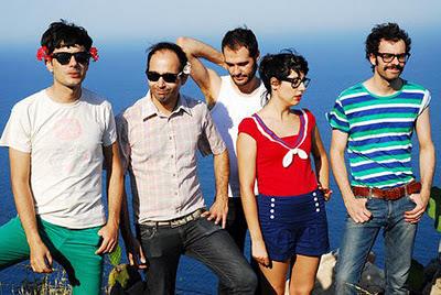 JUANITA Y LOS FEOS / PESADILLA ADULTA