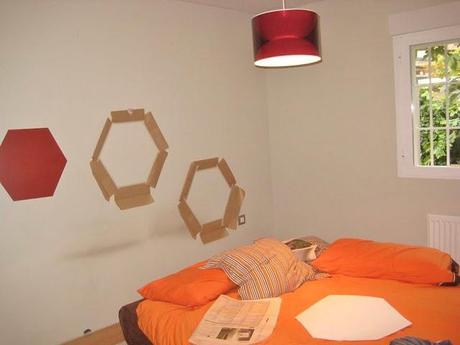 El cabecero de hexágonos de Patricia. Cómo pintarlo paso a paso