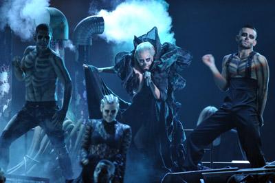 Lady Gaga aterroriza en la gala de nominaciones previa a la entrega de los Grammy