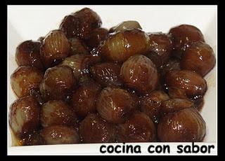 Cebollitas confitadas en Módena