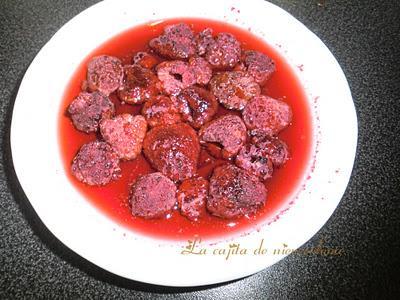 Pastel de queso y frambuesas