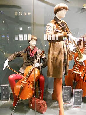 Tendenciera por el mundo IV