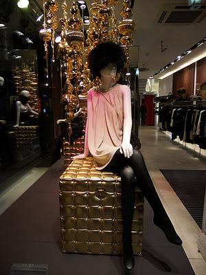 Tendenciera por el mundo IV