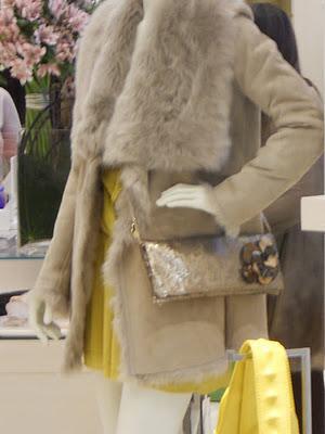 Tendenciera por el mundo IV