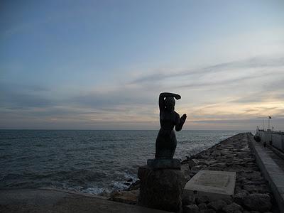 Tendenciera por el mundo IV