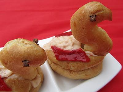 CISNES DE ATÚN Y PIMIENTO CISNES DE ATÚN Y PIMIENTO