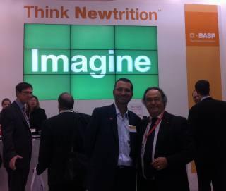 D. Miguel Carreras, Sales Account Manager Food-Human Nutrition de Basf (izda) junto a D. José R. Ferré, CEO de Ferré & Consulting Group (Consulting Alliance Holding) (dcha), en el stand de Basf donde se presentaban las últimas novedades, a nivel internacional, en el mundo de Ingredients, Bakery y Confectionery. 