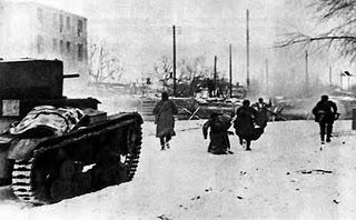 La primera retirada de la Wehrmacht: El Grupo de Ejércitos Sur cede Rostov - 02/12/1941.