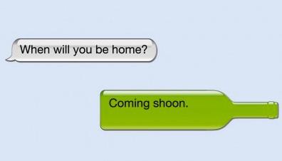 Un SMS es igual a una botella de licor