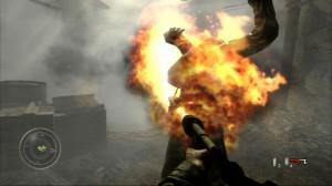 El lanzallamas es especialmente efectivo en distancias cortas y te permitirá contemplar la agonía de los enemigos antes de morir