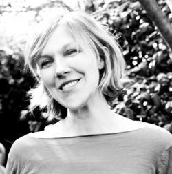 Reseña COLGADO EN TUS MANOS