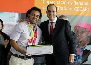 Permite Centro de Capacitación y Rehabilitación para el Trabajo del IMSS, incorporar al mercado laboral a personas con discapacidad