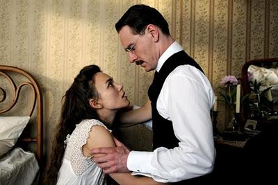A Dangerous Method (Un Método Peligroso), Encorsetado Cronenberg A Dangerous Method (Un Método Peligroso), Encorsetado Cronenberg