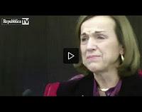 La ministra de Trabajo italiana Elsa Fornero, se echa a llorar al anunciar los recortes aprobados hoy (Contiene Vídeo)