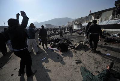 Al menos 53 muertos en dos atentados en Afganistán