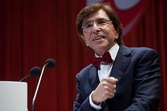 Después de año y medio de negociaciones Bélgica tiene por fin un nuevo gobierno